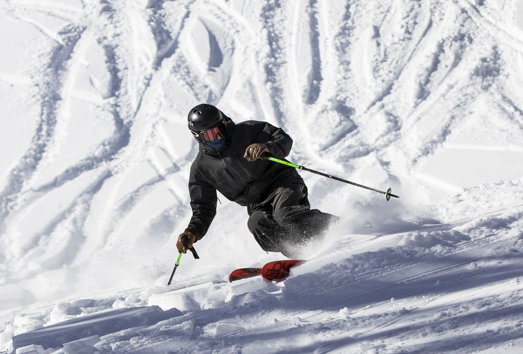102920-news-skiing-dg 01.jpg